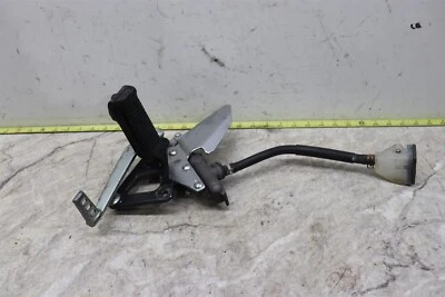 2004-2009 Suzuki Gs500f conjunto traseiro direito com mestre de freio traseiro  - Imagem 1 de 4