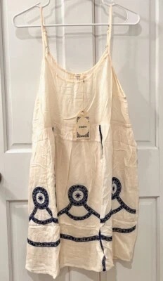 Vestido Muñeca Bebé Entro Crema Blanco Azul Bordado Boho Tank Anthro Talla M Nuevo con Etiquetas Foto 1 de 4