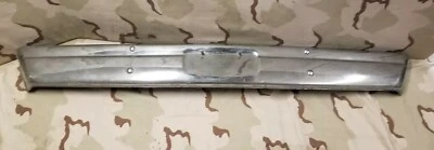 Dodge D200 D300 1975 camioneta pickup parachoques delantero  Foto 1 de 4