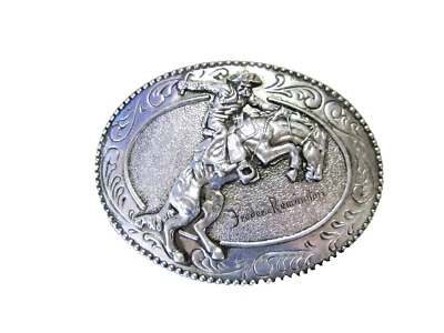 Hebilla de cinturón de vaquero del oeste, The Bronco Buster, Museo de Arte Frederic Remington Foto 1 de 4