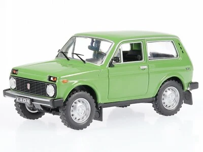 Lada Niva 1978 grün Modellauto CLC338 IXO 1:43 - Bild 1 von 4