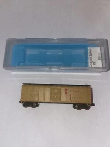 Atlas N Scale 40' Single Door Box Car Yellow Copper Island RR #1420 - Picture 1 of 8