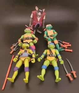Figuras astilladas Playmates TMNT Tortugas Ninja Mutant Mayhem Mikey Leo Donny Raf - Imagen 1 de 2