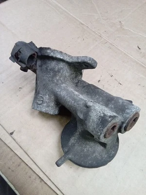 03-06 Lexus Gs300 2jzvvti Oil Filter Mount Housing 2jz Is300 Sc300 - Image 1 of 4