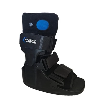 United Ortho Short Air Cam Walker Fracture Boot Size Small Black  - Image 1 of 4