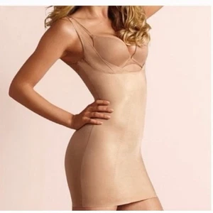 Victoria's Secret So Curvaceous Push Up Shaping Slip mit Höschen Shapewear - Bild 1 von 9