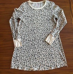 Victoria's Secret Nachthemd Größe M Gepard Thermo Langarm Schlafshirt - Bild 1 von 6