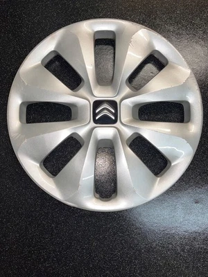 Tapacubos embellecedor rueda original Citroen 15" C1 2014-2021 X1 franqueo gratuito - Imagen 1 de 4