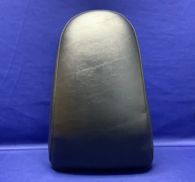 Assento de passageiro Suzuki Boulevard 2005-2009 fabricante de equipamento original 45300-39G11-HW9 - Imagem 1 de 4