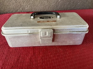 Caja de aparejos vintage UMCO 101A - Imagen 1 de 11