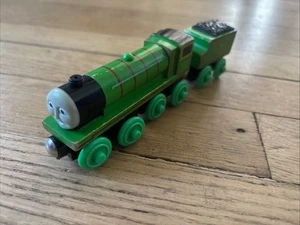 Thomas the Train & Friends "Henry" mit Tender Holzeisenbahn Panzer 2003 Vintage - Bild 1 von 7