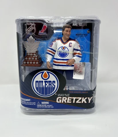 Wayne Gretzky Edmonton Oilers NHL Series 31 McFarlane w/The Conn Smythe Trophy! Cover