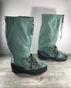 Vintage N-1B GI Arctic Extreme Weather Mukluk LaCrosse + Liner Boots Medium 9 - Picture 1 of 10