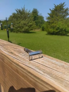 Rasoio di sicurezza Gillette 1920 anello singolo pettine aperto DE argento Tne (serie # K346670) - Foto 1 di 12