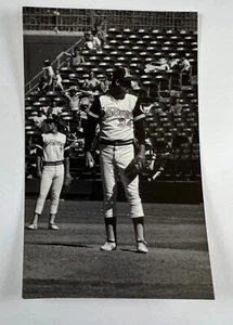 Rollie Fingers (1978) San Diego Padres Vintage Baseball Postcard PCSP-02 - Picture 1 of 2