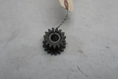 OEM Suzuki Motorcycle Starter Idle Gear #2 2002 GSXR600 Silver 12612-35F00 - Image 1 of 2