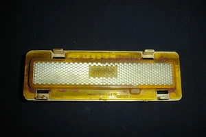 82 83 84 85 86 87 88 89 90 91 92 PONTIAC FIREBIRD L LUZ MARCADORA GUARDABARROS IZQUIERDO - Imagen 1 de 3