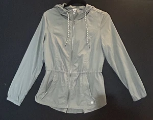 Avalanche Outdoor Donna Antipioggia/Vento con Cappuccio, Cravatta Vita TG S Oliva - Foto 1 di 7