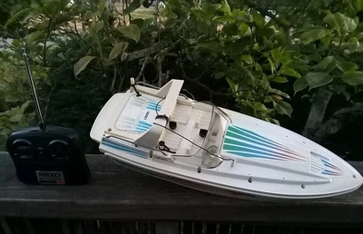 VTG Nikko Radio Control Sea Hawk RC Remote Control Speedboat 27 MHz Tested  - Image 1 of 4