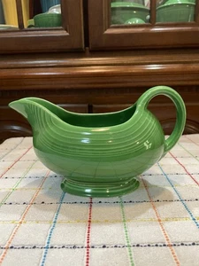Fiesta Gravy Boat Medium Green Sauce Boat Vintage Excellent Beautiful - Picture 1 of 16