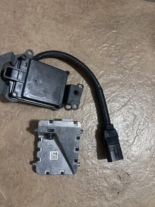 2020 - 2024 TOYOTA 4RUNNER DISTANCE RADAR SENSOR 88210-35020 With Camera. - Picture 1 of 4