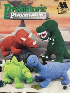 Gehäkelte prähistorische Spielkameraden von Annie's Attic - Nr. 87D65 - Bild 1 von 2