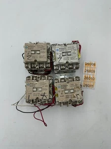 Westinghouse A202K1DAM AC Lighting Contactor (1 per order) - Picture 1 of 3