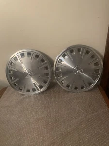A SET OF 2 VINTAGE OEM 1984-1989 CHRYSLER 13” HUBCAPS FREE SHIPPING - Picture 1 of 9