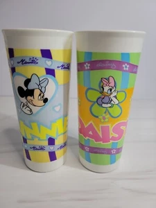 Vintage - Tupperware Minnie und Daisy Kunststoff Becher - Bild 1 von 10