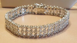 Victoria Townsend Diamond Accent Tennis Bracelet 7 (15.4g) 1/2 CT - Picture 1 of 3