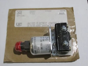 UNITED ELECTRIC J54S-9711 PRESSURE SWITCH, 15A 480 VAC, 164863 - Picture 1 of 6