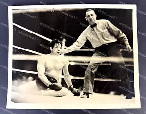 Joe Louis KO's Max Baer Yankee Stadium Boxen 1935 Original Pressefoto Typ 1 - Bild 1 von 3