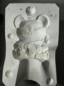 Vintage 1981 Duncan Ceramic Slip Mold DM-186D Theodore J Mouse - Picture 1 of 9
