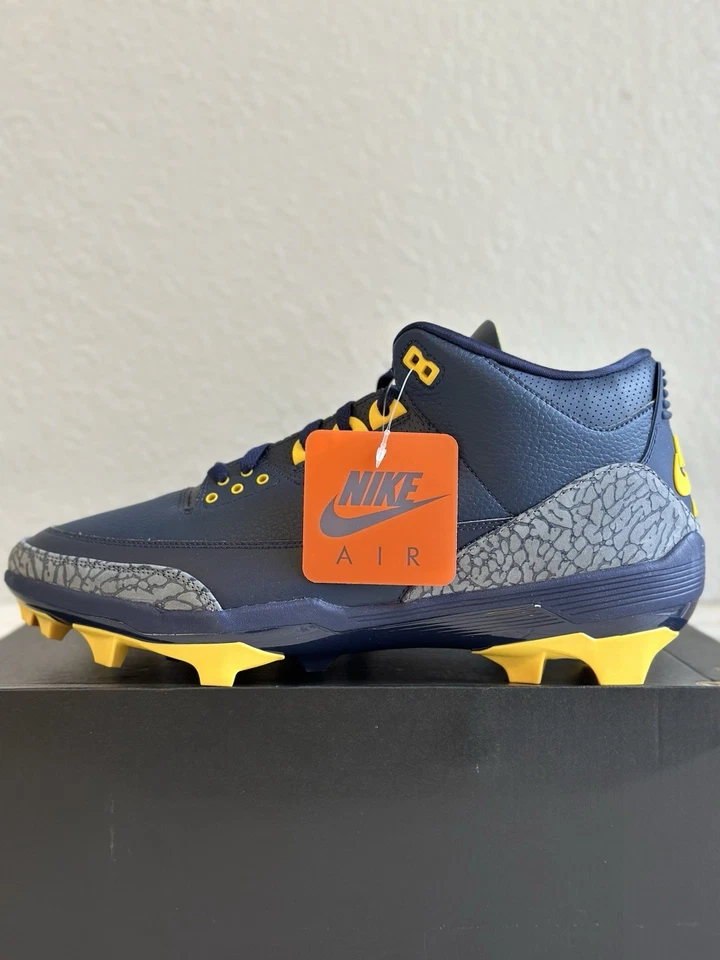 Botines de fútbol Nike Jordan 3 Alpha Menace Michigan edición jugador tallas para hombre Foto 1 de 4