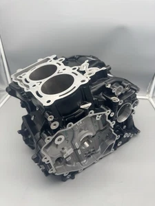 BMW Motorblock Kurbelgehäuse Engine Case F 850 GS ORIGINAL NEU - Picture 1 of 4