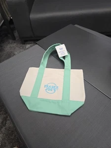 Trader Joe’s Mini Pastel Canvas Tote Bag Green Spring 2025 Limited NEU - Bild 1 von 1
