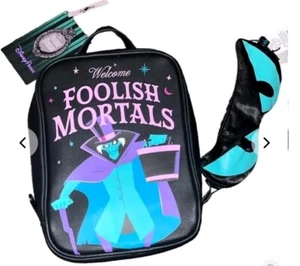 Mini bolsa de viaje y máscara para ojos Haunted Mansion Welcome Foolish Mortals de los parques de Disney - Imagen 1 de 4