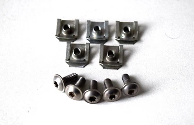 BMW S1000RR Schraube Verkleidung Verkleidungsschraube Bolts screw Fairíng cover  - Bild 1 von 3