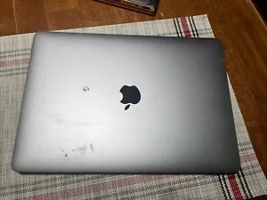 Apple MacBook Pro 13 Touch Bar - Picture 1 of 6