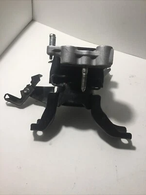 10 11 12 13 14 15 Toyota Prius V 1.8 FWD  Right Engine Motor Mount  Oem - Imagem 1 de 4