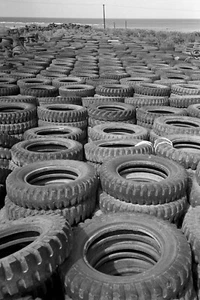WW2 WWII Photo World War Two / US Army Jeep Graveyard on Okinawa Post War - Picture 1 of 1