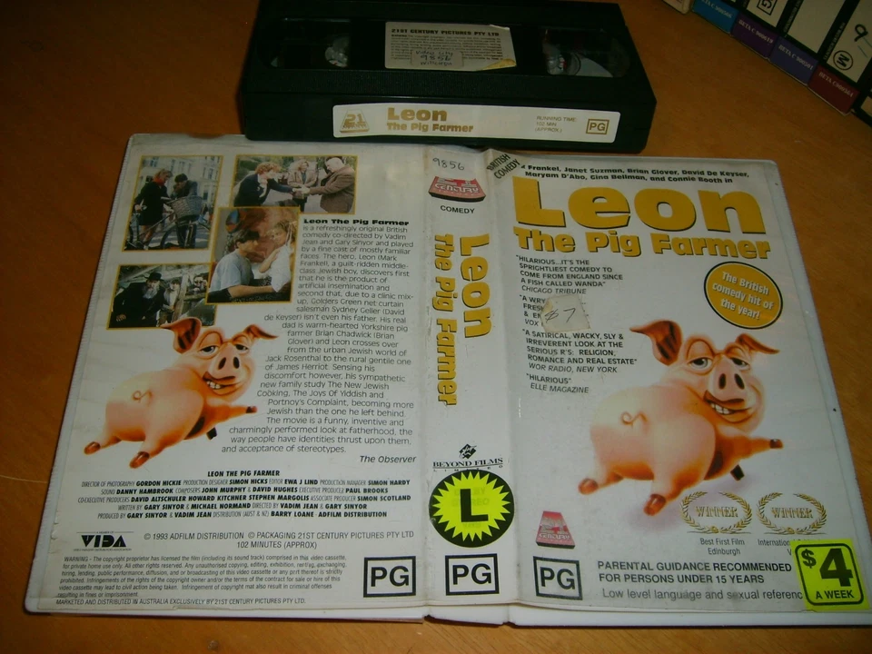 LEON The Pig Farmer - 1992 Australian 21st Century VHS Issue Cult British comedy - Image 1 of 1