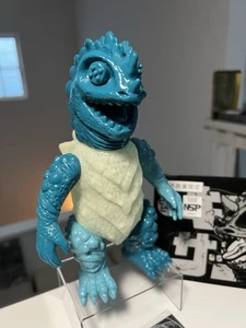 Sofubi No Pepo Peepo Peep Kyoakuzaurus Space Kaiju Zoron vinile morbido giapponese - Foto 1 di 15