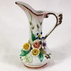 Mini Biskuit Porzellan Krug applizierte Blumen Vintage handbemalt Cottagecore - Bild 1 von 8