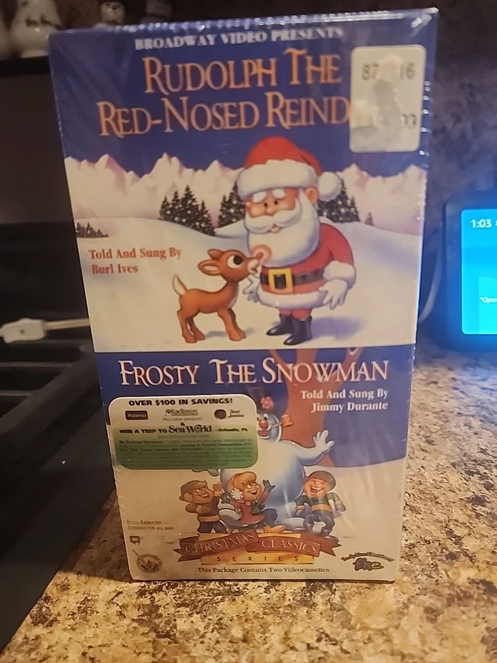 Rudolph the Red Nosed Reindeer & Frosty the Snowman Movies 2 Pack VHS - Image 1 of 4