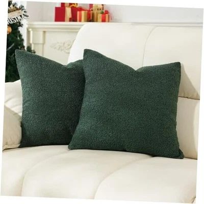 Paquete de 2 fundas de almohada de Navidad de 20x20 pulgadas de terciopelo de 20" x 20" (paquete de 2) verde Foto 1 de 4