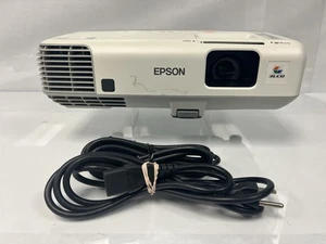 Epson PowerLite 95 H383A Projector WXGA HDMI VGA with 792 Used Lamp Hours - Afbeelding 1 van 13