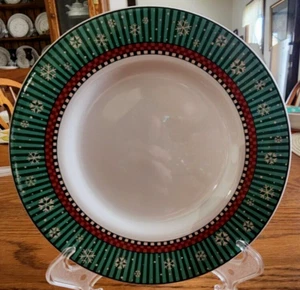 Penguins Saucers (pair) 6 1/2" Snowflakes Sakura Debbie Mumm Stoneware White ! - Picture 1 of 9