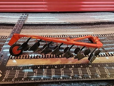 ERTL Case 7 Bottom Plow 1/16 Diecast Farm Implement Replica Collectible - Image 1 of 4