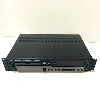 JUNK TASCAM CD-RW900SL Professional Rewritable Recorder CD Player - Image 1 of 4